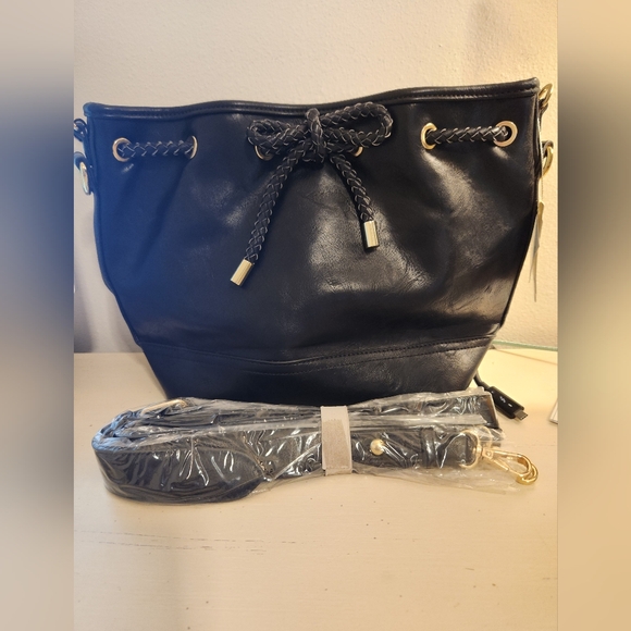 HANDBAG REPUBLIC 👜 NWT - Picture 2 of 9